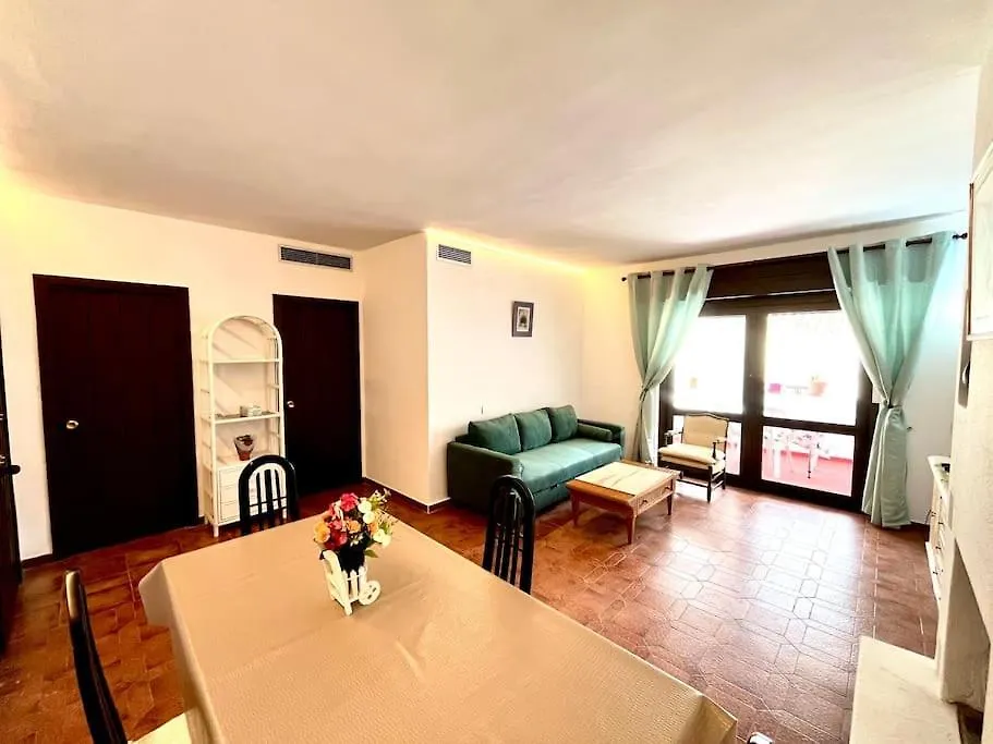 Puerto Banus -4 Till 8 Persons - Parking - Beach At 100M Marbella Daire