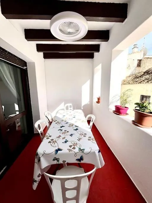 Puerto Banus -4 Till 8 Persons - Parking - Beach At 100M Marbella Spain